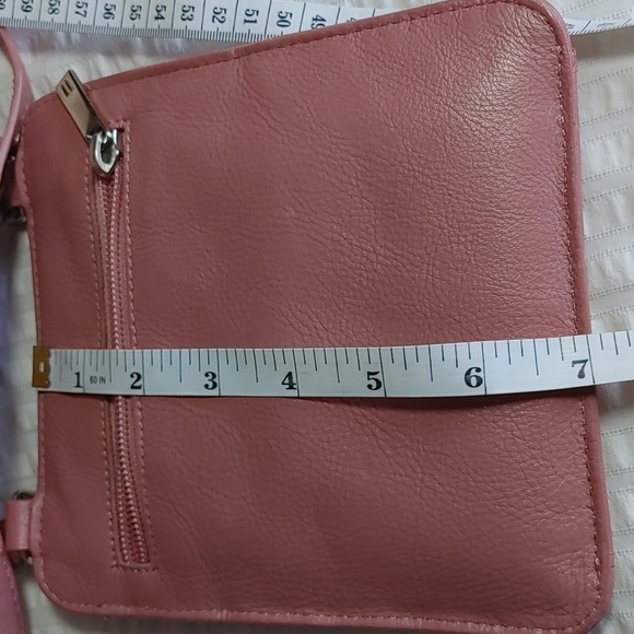 Pelle Rfid Travel compact rose Crossbody Bag - Picture 15 of 16